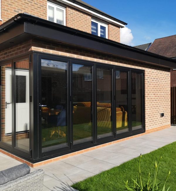cornerless-orangery-design